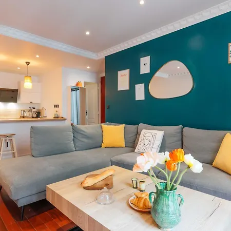 Bright 4p Flat Canal St Martin